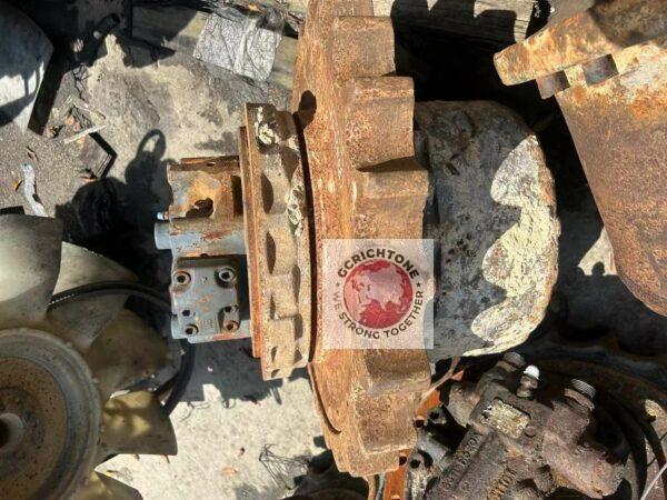 Конечная передача в сборе бортовая редуктор+гидромотор хода Komatsu 20Y-27-00501 20Y-27-00500 708-8F-00250 PC200-8 (4) Конечная передача в сборе бортовая редуктор+гидромотор хода Komatsu 20Y-27-00501 20Y-27-00500 708-8F-00250 PC200-8